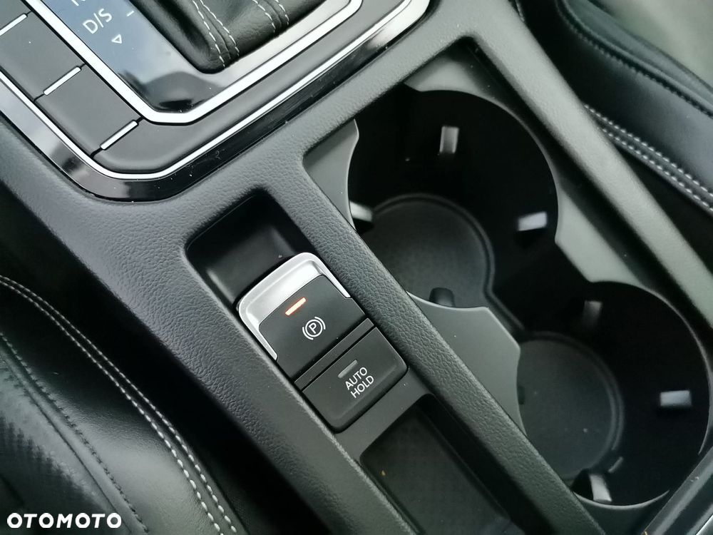 Volkswagen Passat 2.0 TDI SCR DSG - 21