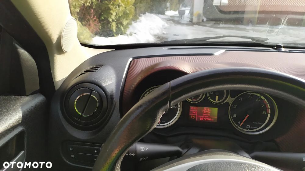 Alfa Romeo Mito TB 1.4 16V - 4