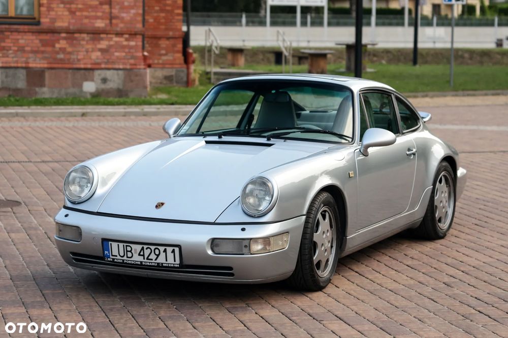 Porsche 911 4 - 12