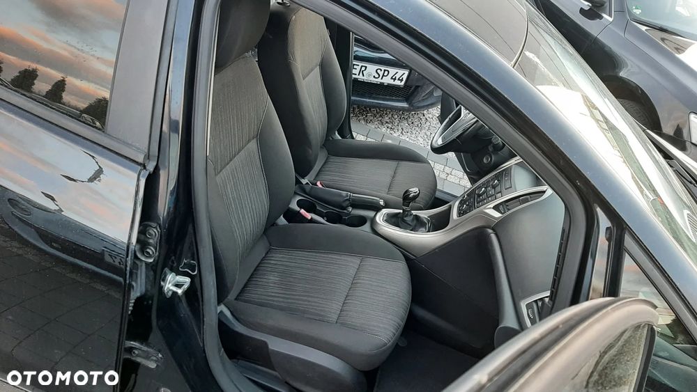 Opel Astra 1.4 Turbo - 15