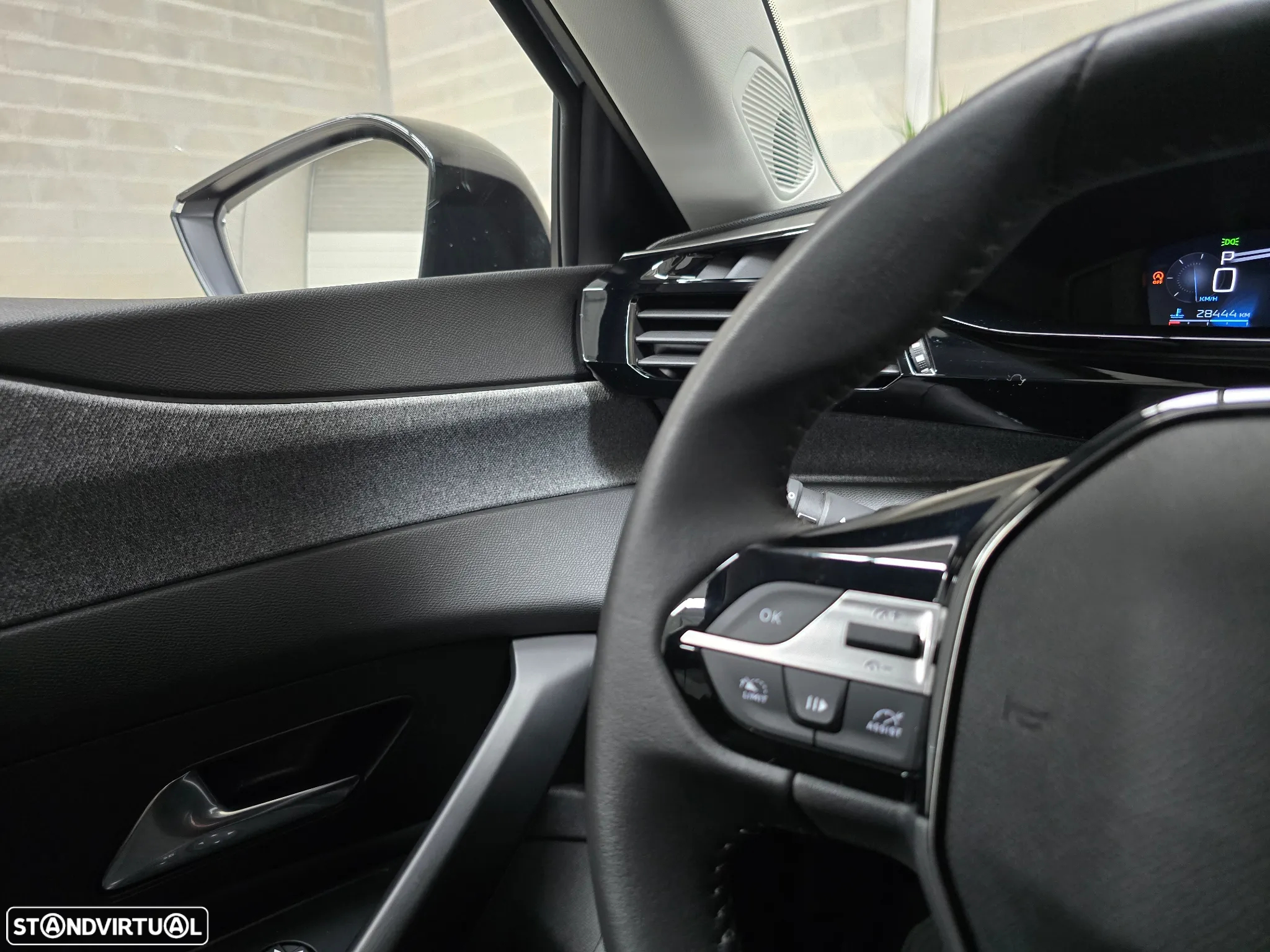 Peugeot 308 SW 1.2 PureTech Allure Pack EAT8 - 36