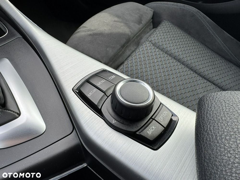 BMW Seria 2 230i M Sport - 17