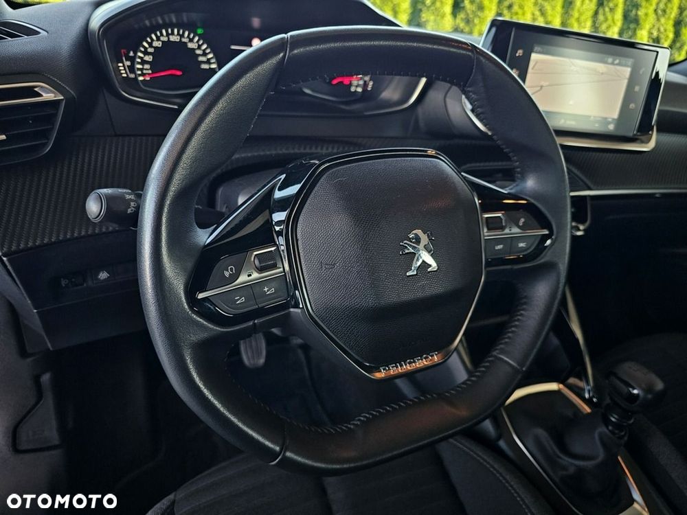 Peugeot 2008 - 12