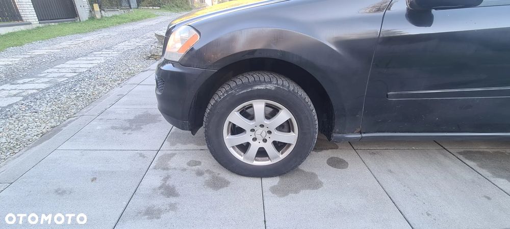 Mercedes-Benz ML 350 4-Matic - 7
