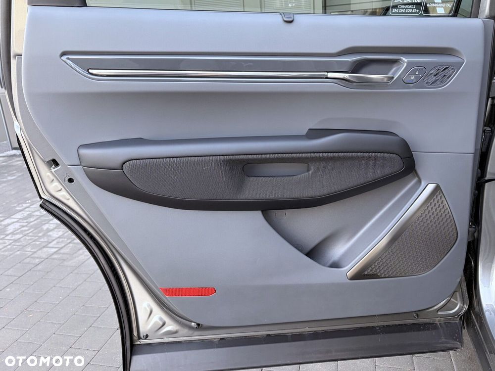 Kia EV9 99.8kWh GT-Line AWD - 11