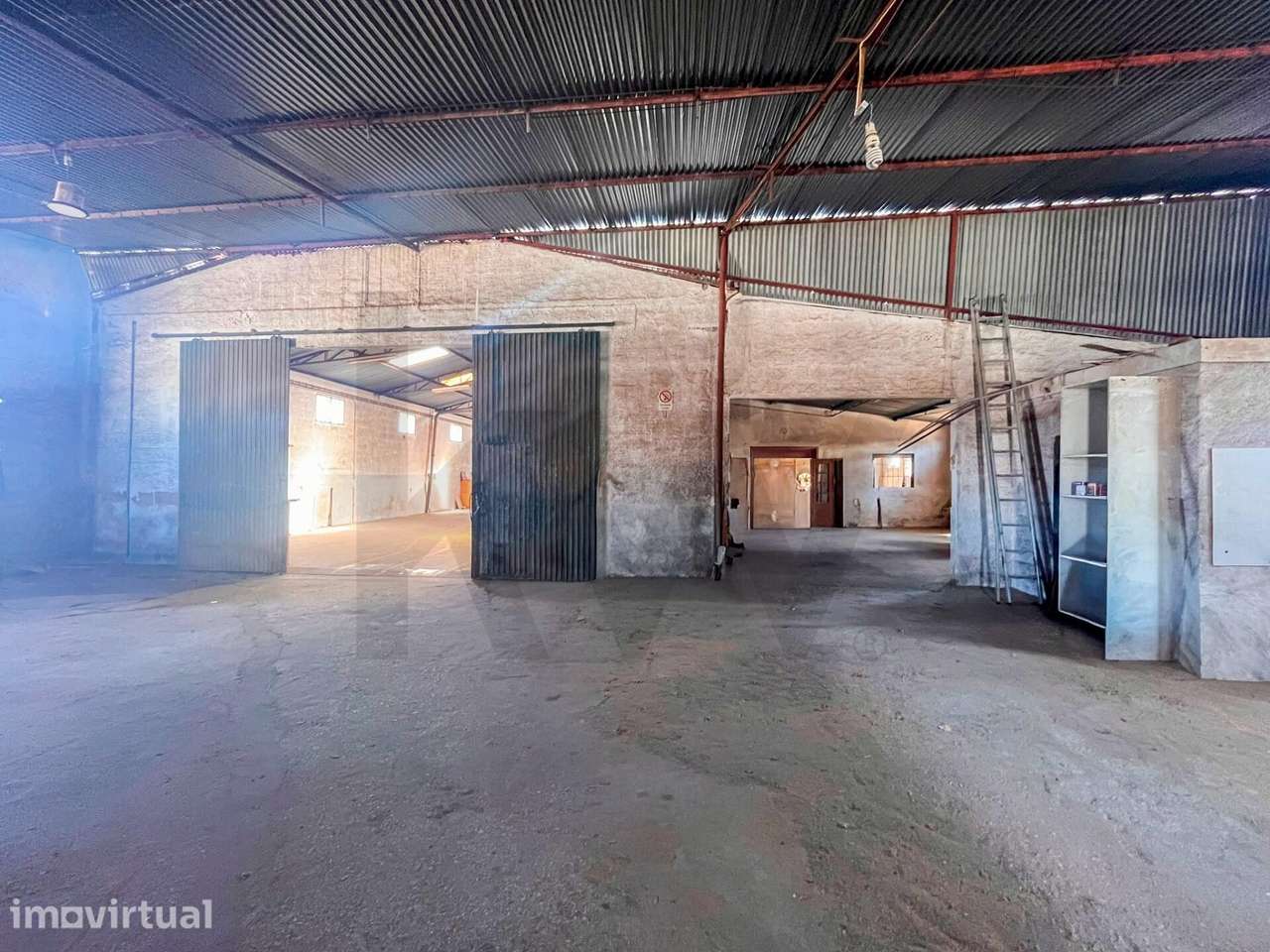 OPORTUNIDADE  | PAVILHÃO INDUSTRIAL COM AFECTAÇÃO À INDÚSTRIA | DISTRI - Grande imagem: 5/38