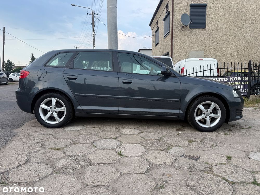Audi A3 Sportback 1.4 TFSI S tronic Attraction - 8