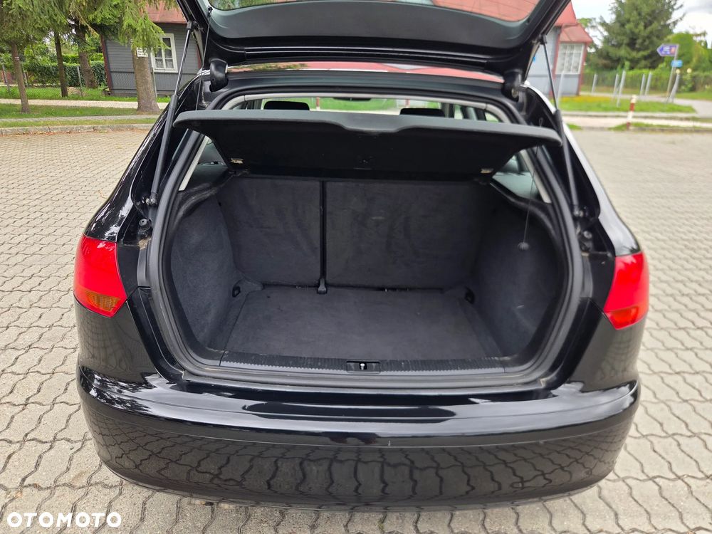 Audi A3 Sportback 1.9 TDI DPF Ambiente - 22