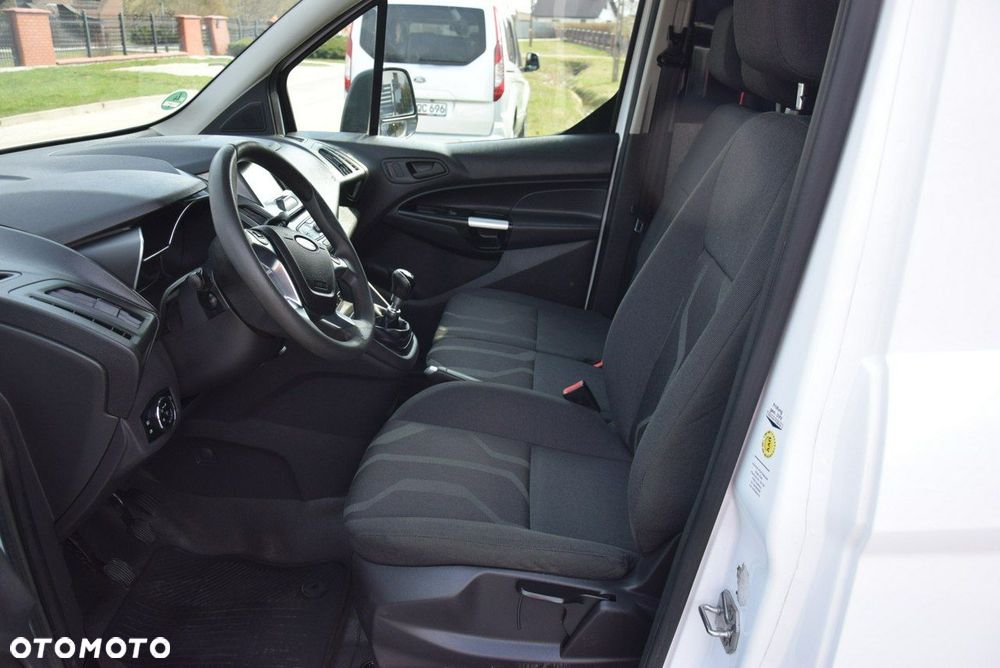 Ford Transit Connect - 16