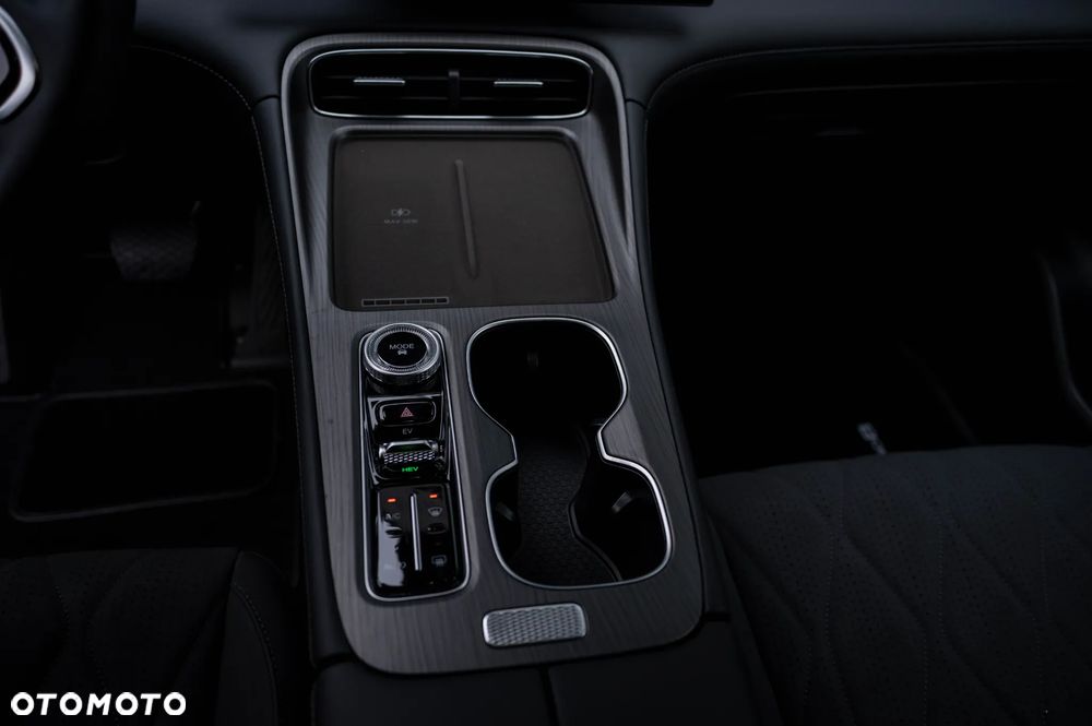 Chery Tiggo 8 1.5 T-GDI Super Hybrid Prestige DCT - 12