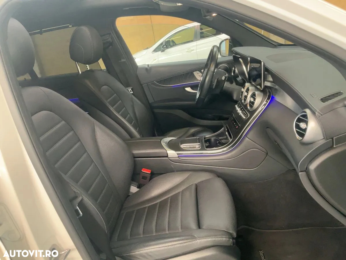Mercedes-Benz GLC 300 d 4MATIC - 14
