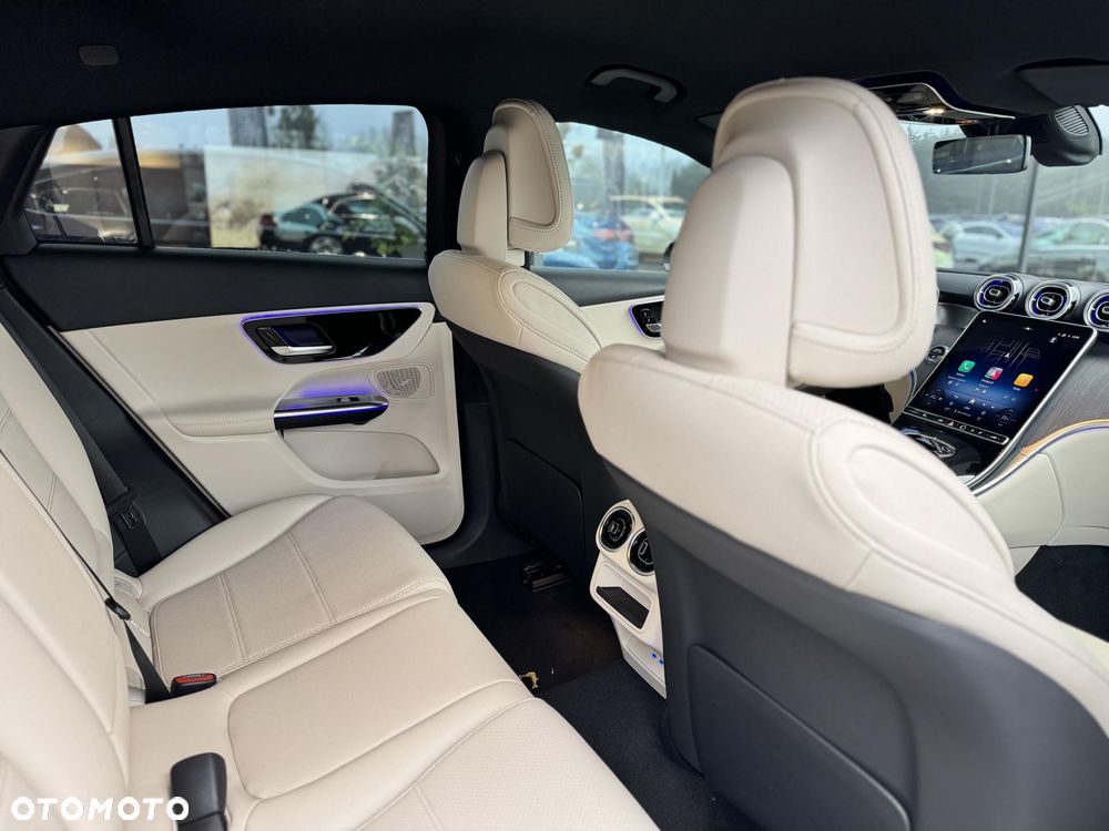 Mercedes-Benz GLC 220 d 4Matic 9G-TRONIC AMG Line Advanced - 17