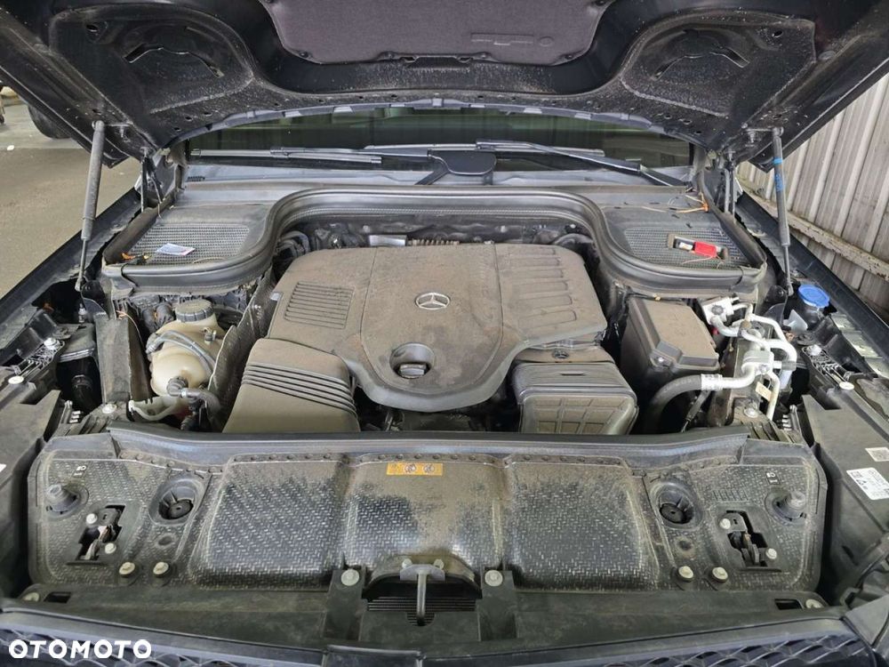 Mercedes-Benz GLS - 8