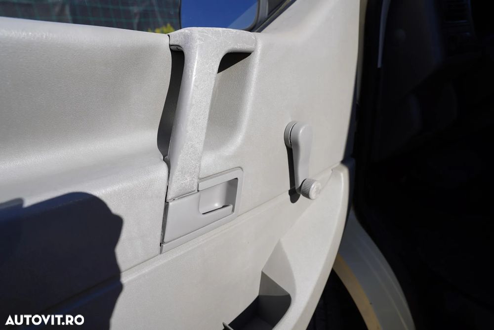 Volkswagen Transporter - 13