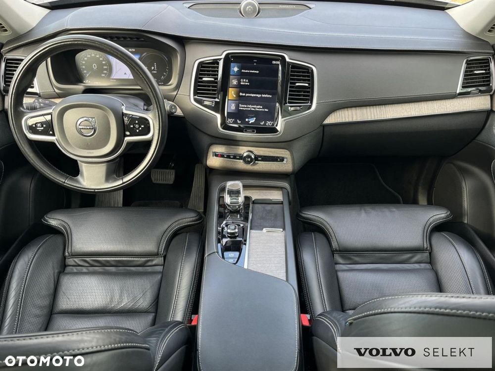 Volvo XC 90 - 13