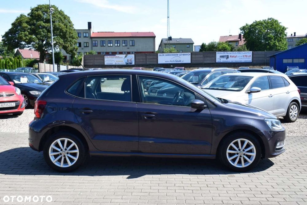 Volkswagen Polo - 2