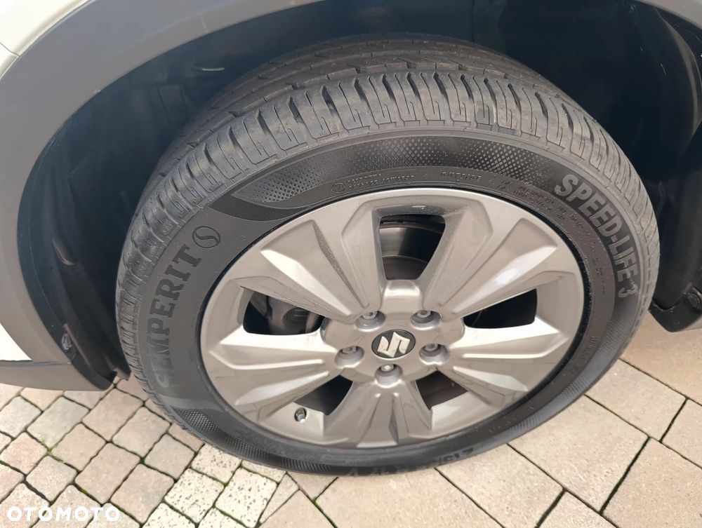 Suzuki Vitara 1.0 Boosterjet Premium 4WD - 35