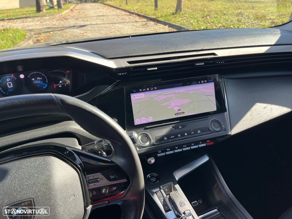 Peugeot 308 SW BlueHDi 130 EAT8 Style - 21