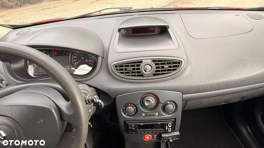 Renault Clio 1.2 16V 75 Dynamique - 6