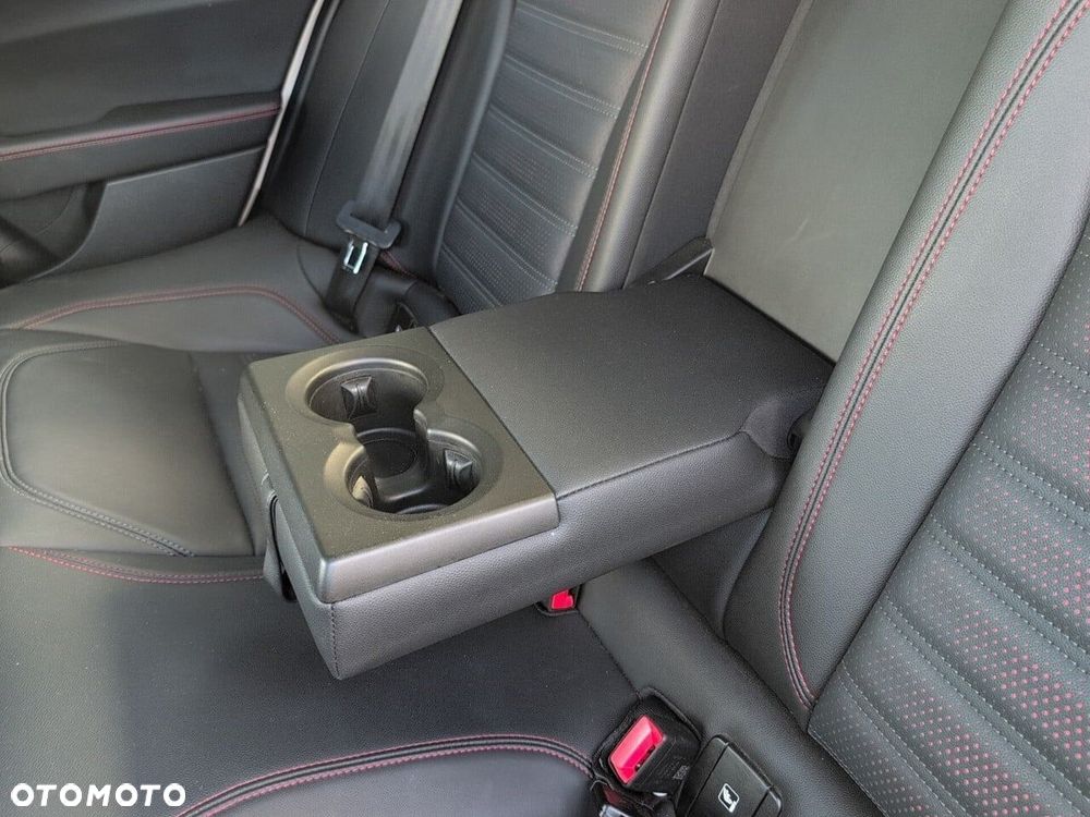 Alfa Romeo Giulia 2.0 Turbo 16V AT8-Q4 Ti - 19