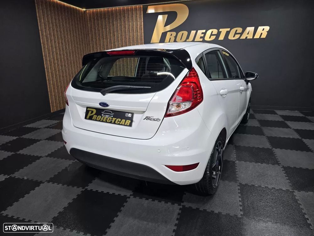 Ford Fiesta 1.5 TDCi Titanium - 20