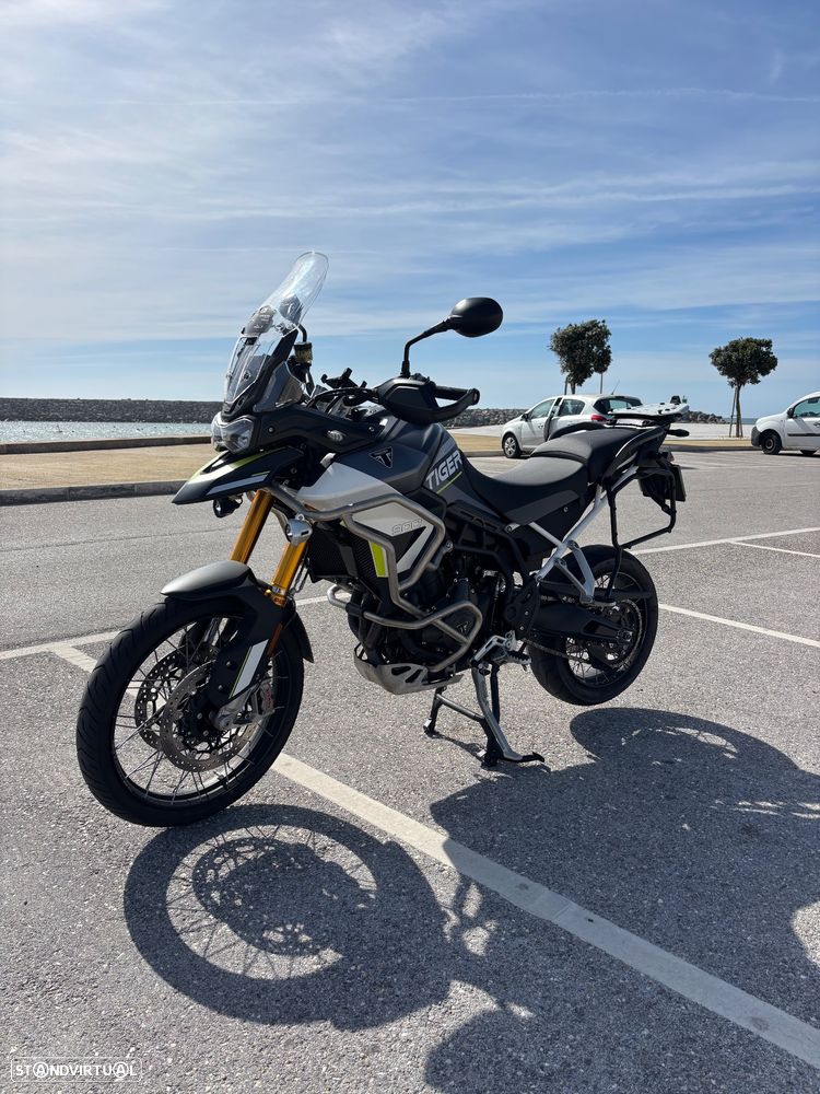 Triumph Tiger - 2