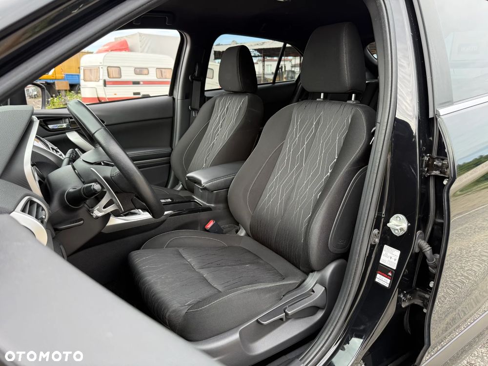 Mitsubishi Eclipse Cross 1.5 T-MIVEC 2WD CVT Diamant+ - 4