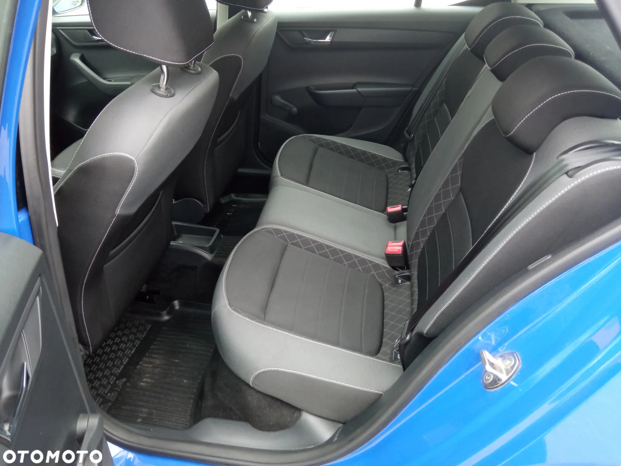 Skoda Fabia - 10