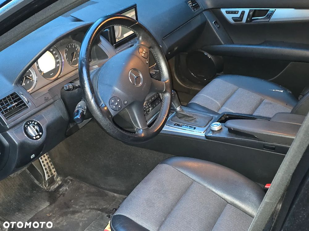 Mercedes-Benz Klasa C 350 4Matic 7G-TRONIC Avantgarde - 11