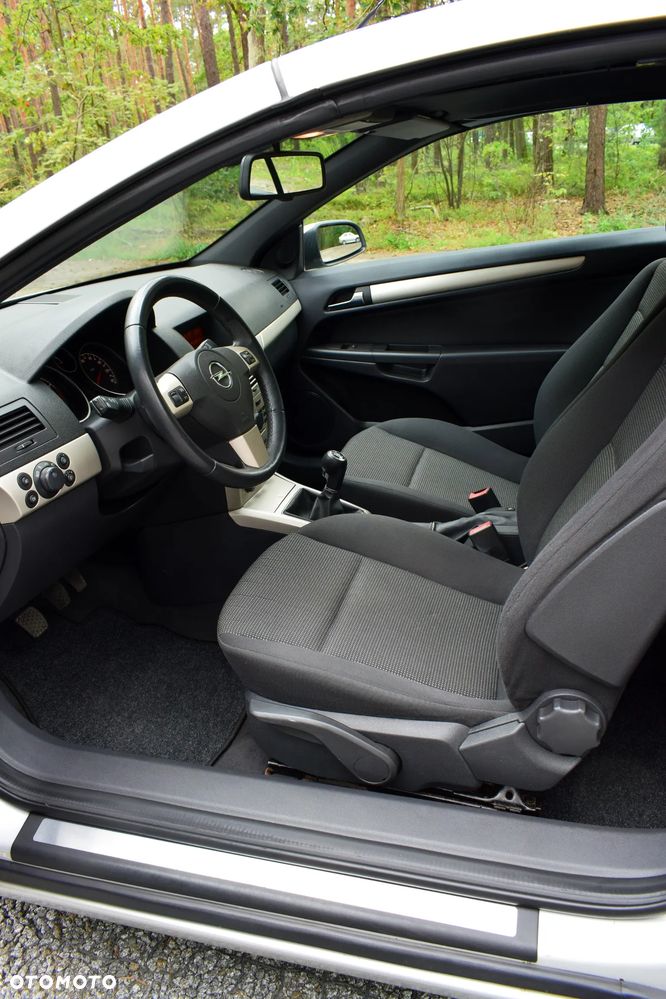 Opel Astra 1.8 Cosmo - 11
