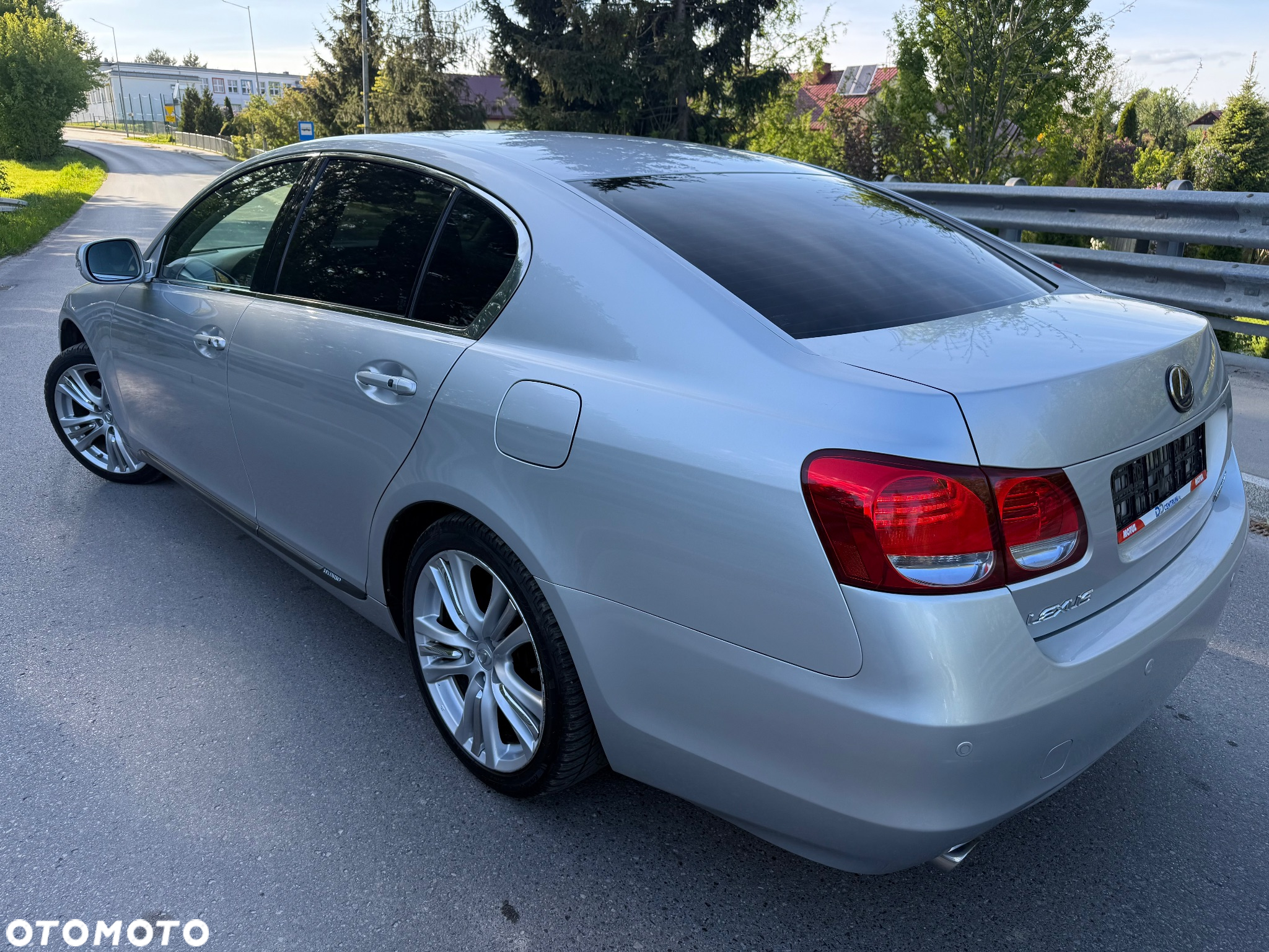 Lexus GS 450h Prestige + - 17