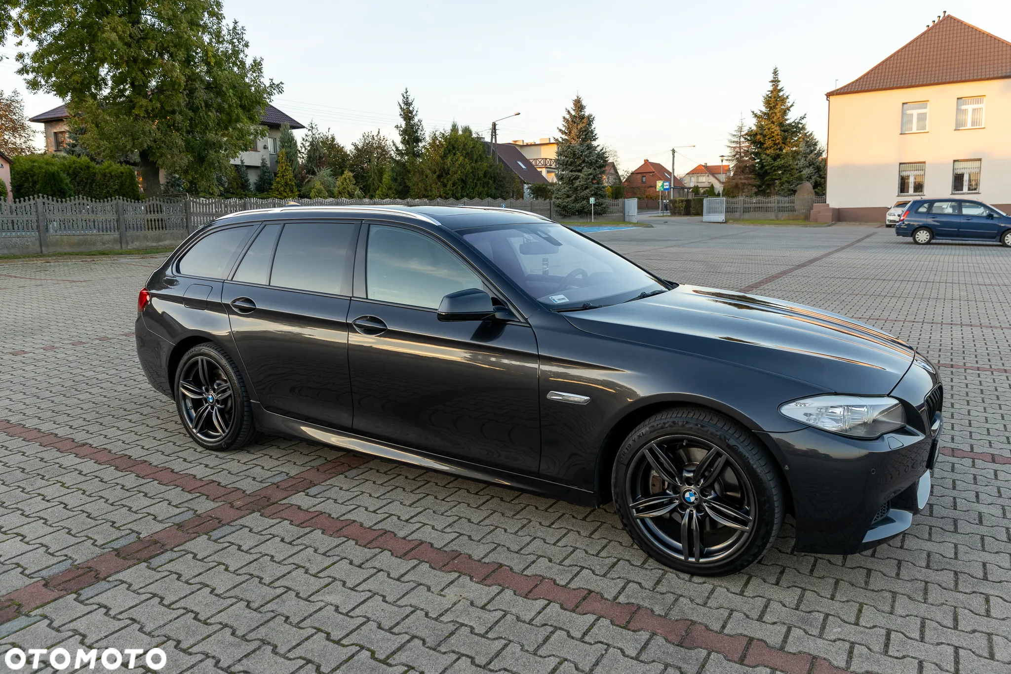BMW Seria 5 530d xDrive - 11