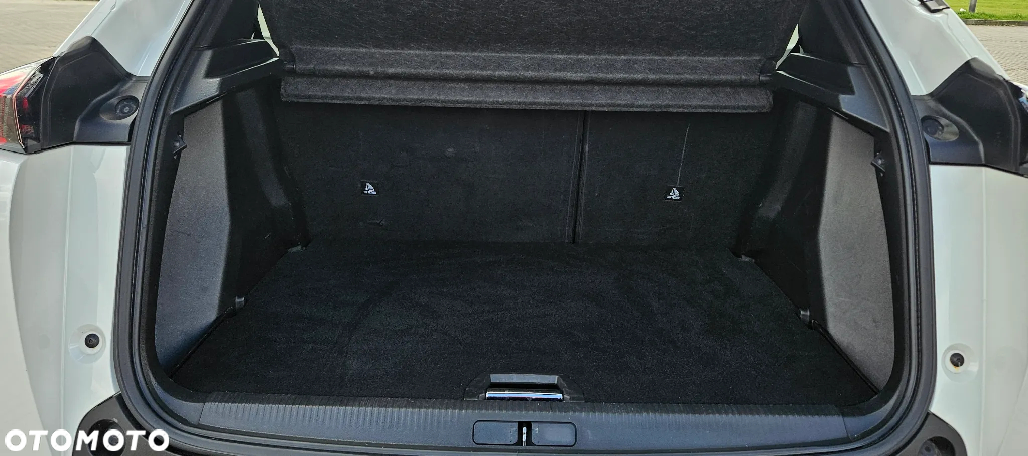 Peugeot 2008 PureTech 100 Allure - 13