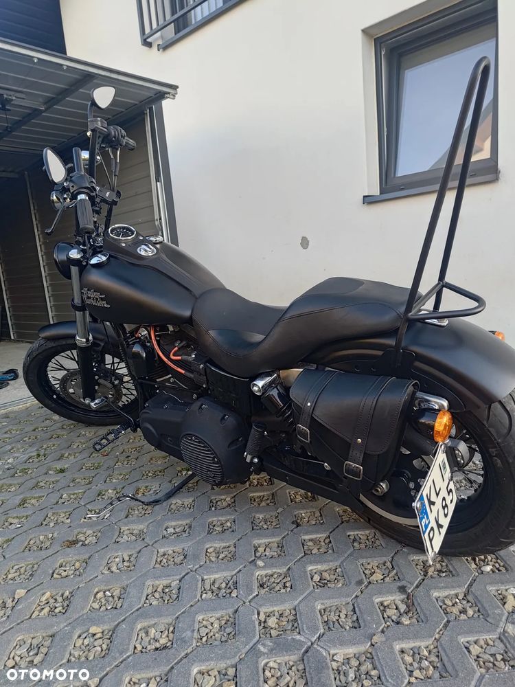 Harley-Davidson Dyna Street Bob - 6