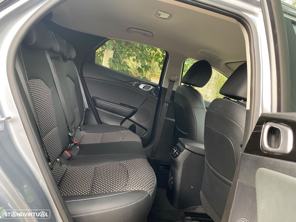 Kia XCeed 1.0 T-GDi Tech 7DCT - 38