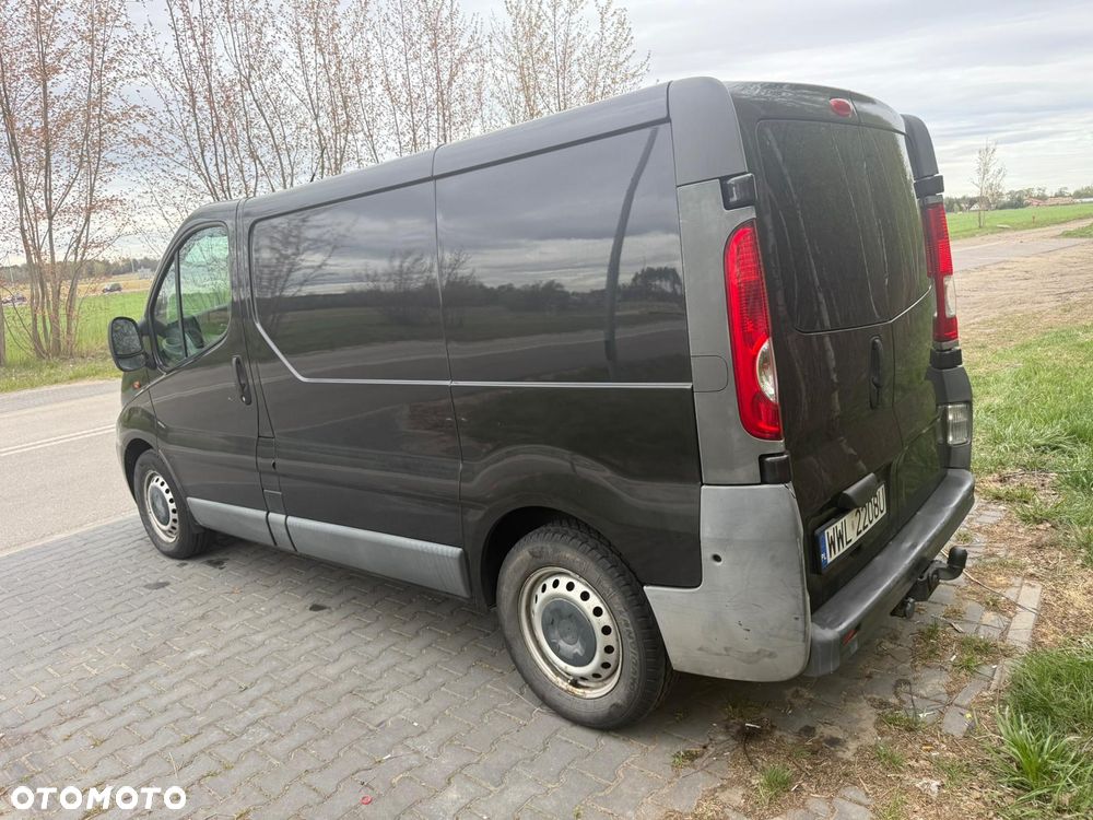 Renault TRAFIC - 4