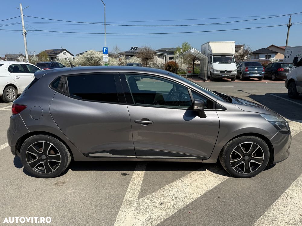 Renault Clio 1.5 dCi 90 Authentique - 3