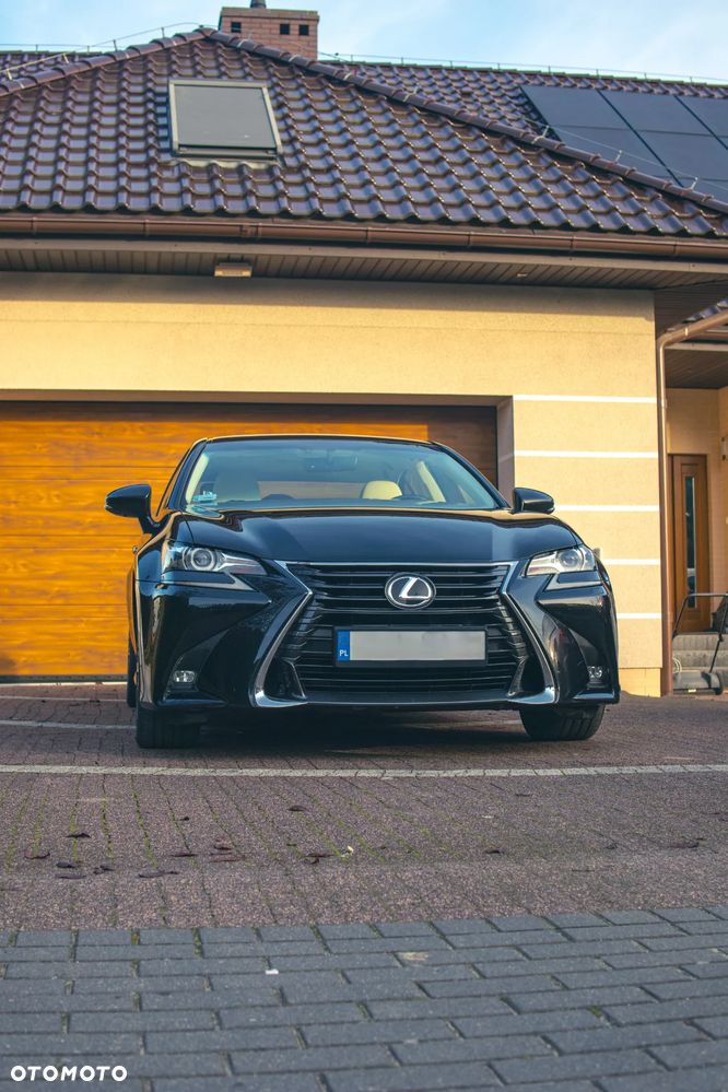 Lexus GS 200t / 300 Prestige - 2