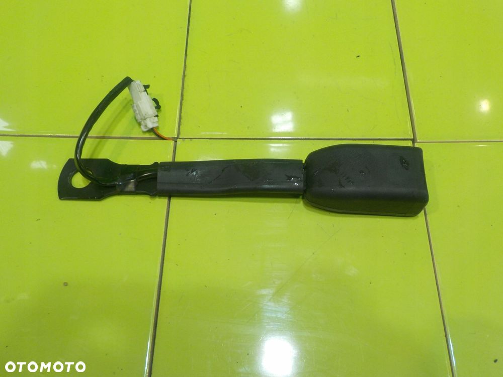 RENAULT KOLEOS I 09r 5D zapinka pasa prawa przod - 13