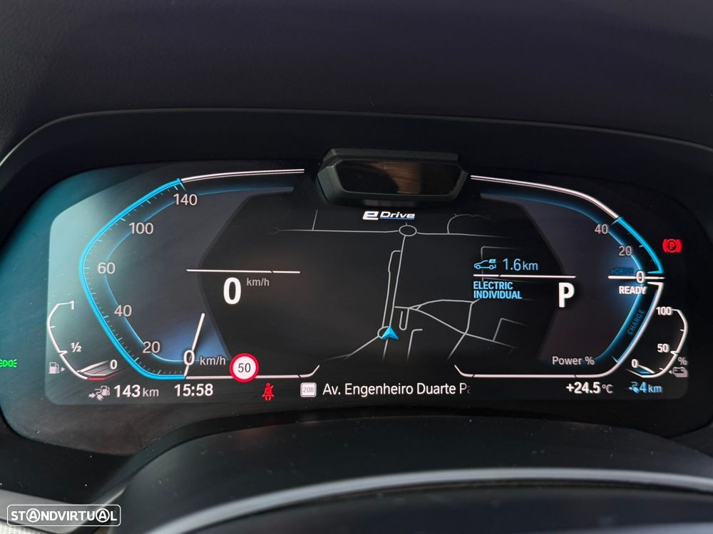 BMW X5 45 e xDrive Pack M - 36