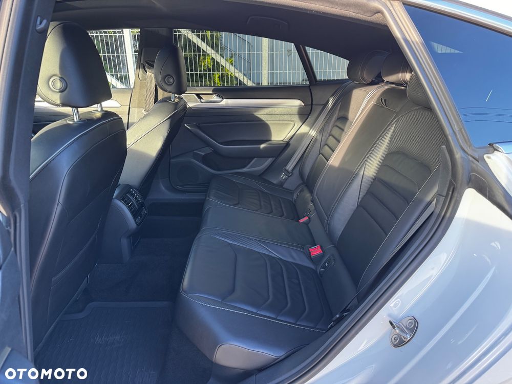 Volkswagen Arteon 2.0 TDI Bi-Turbo SCR 4Mot R-Line DSG - 19