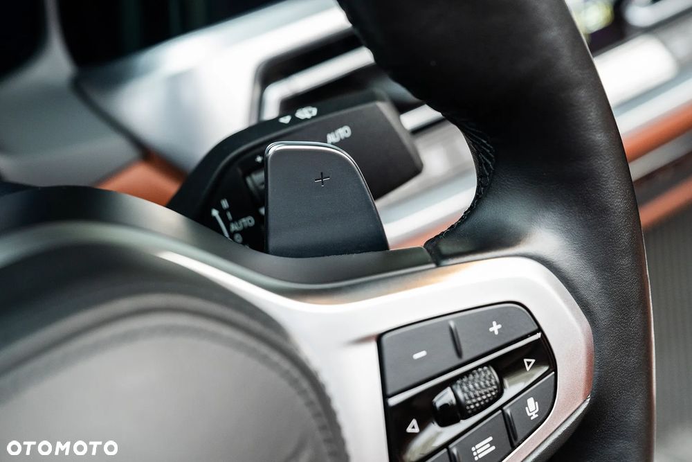 BMW Seria 4 M440i xDrive mHEV - 24