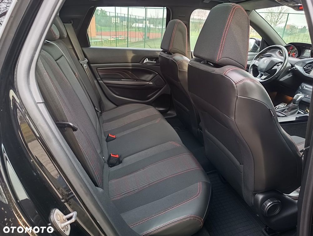 Peugeot 308 BlueHDi 150 EAT6 Stop & Start GT-Line Edition - 11