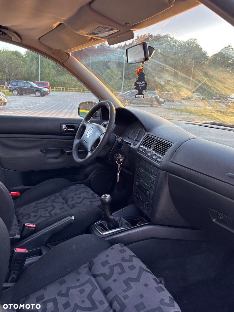 Volkswagen Golf 1.9 TDI - 21