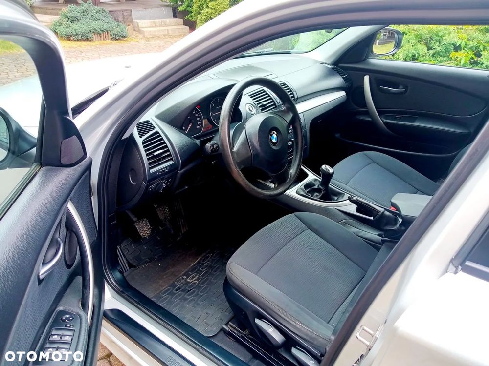 BMW Seria 1 116d DPF Edition Sport - 13