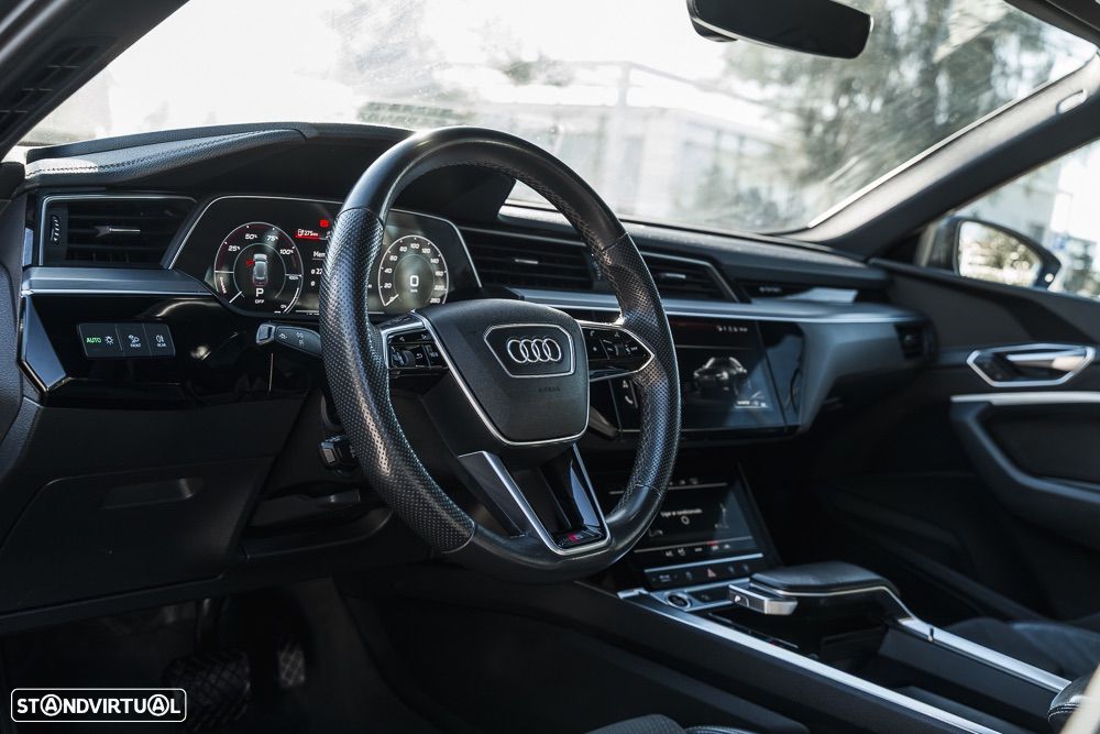 Audi e-tron Sportback 55 quattro S line - 22