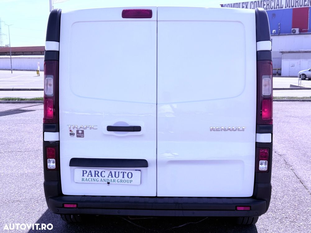 Renault Trafic - 10