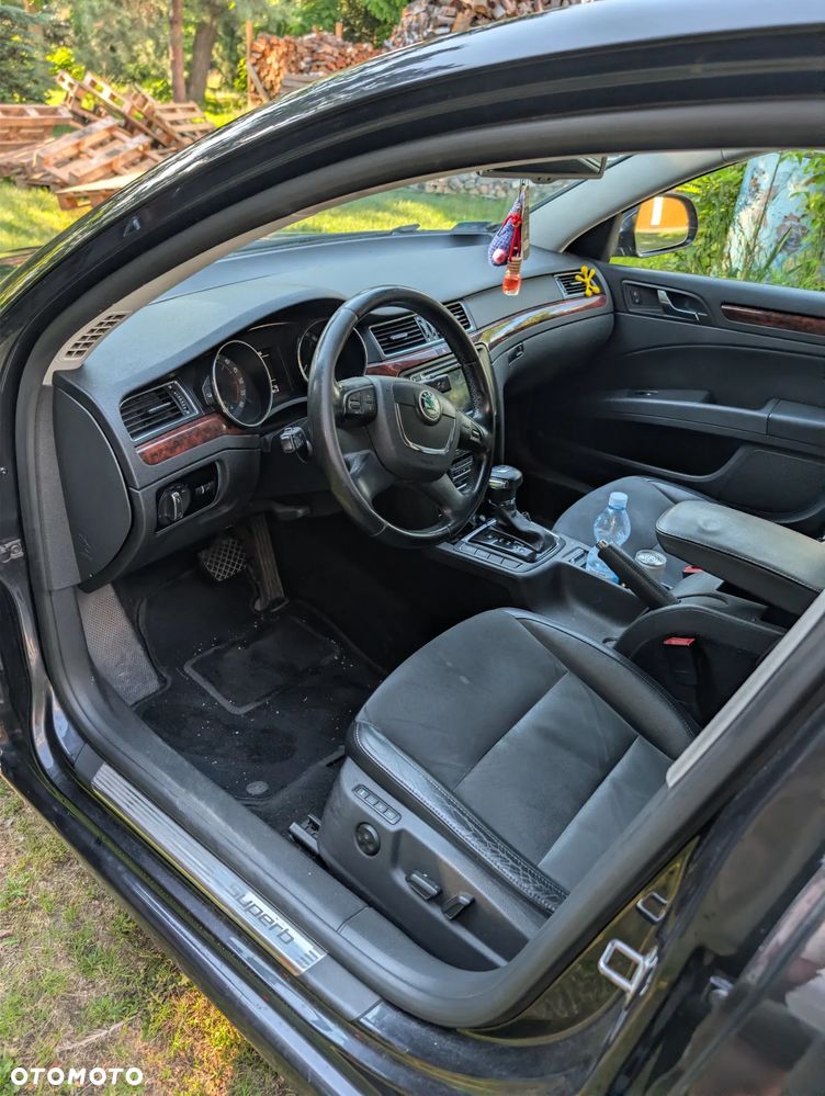 Skoda Superb 2.0 TDI Comfort DSG - 12