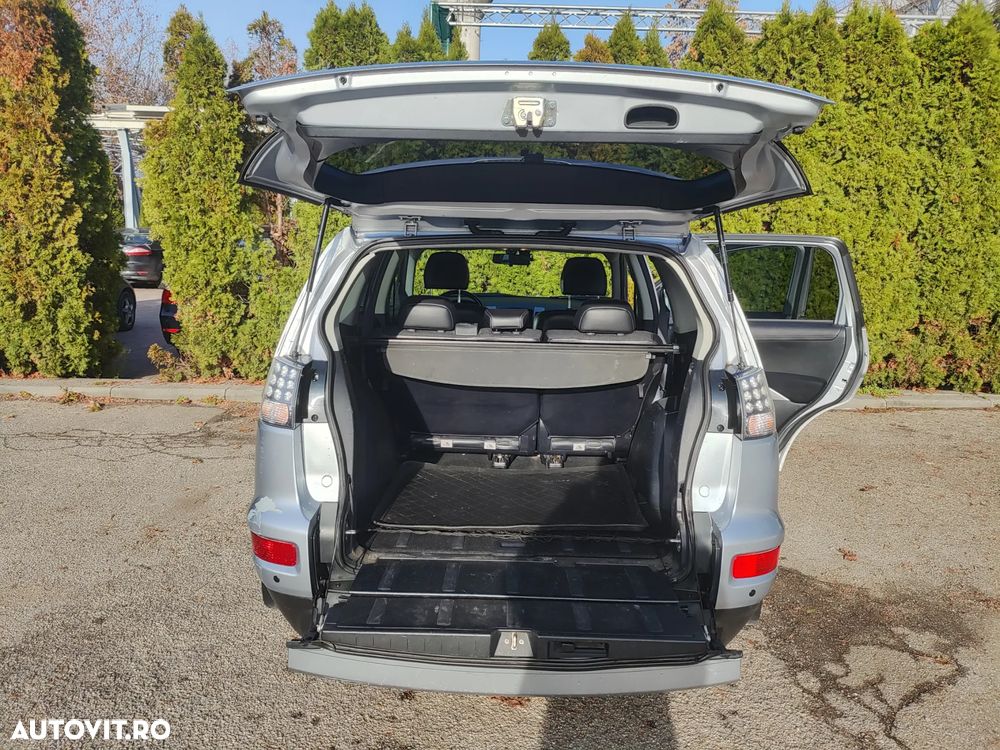 Mitsubishi Outlander 2.2 DI-D 4WD Intense A13 - 18