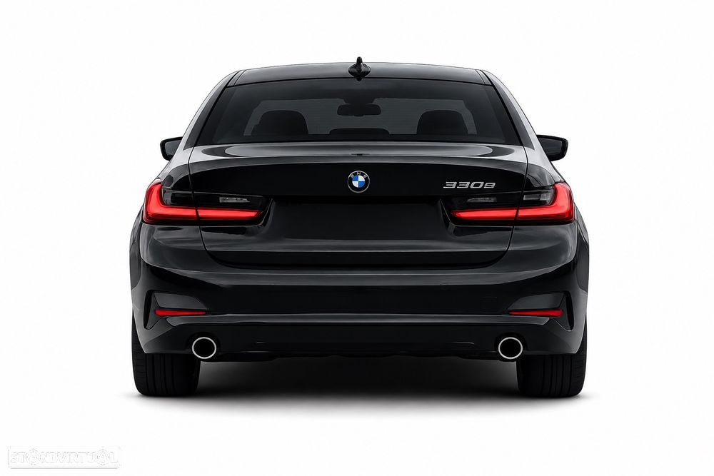 BMW 330 - 3